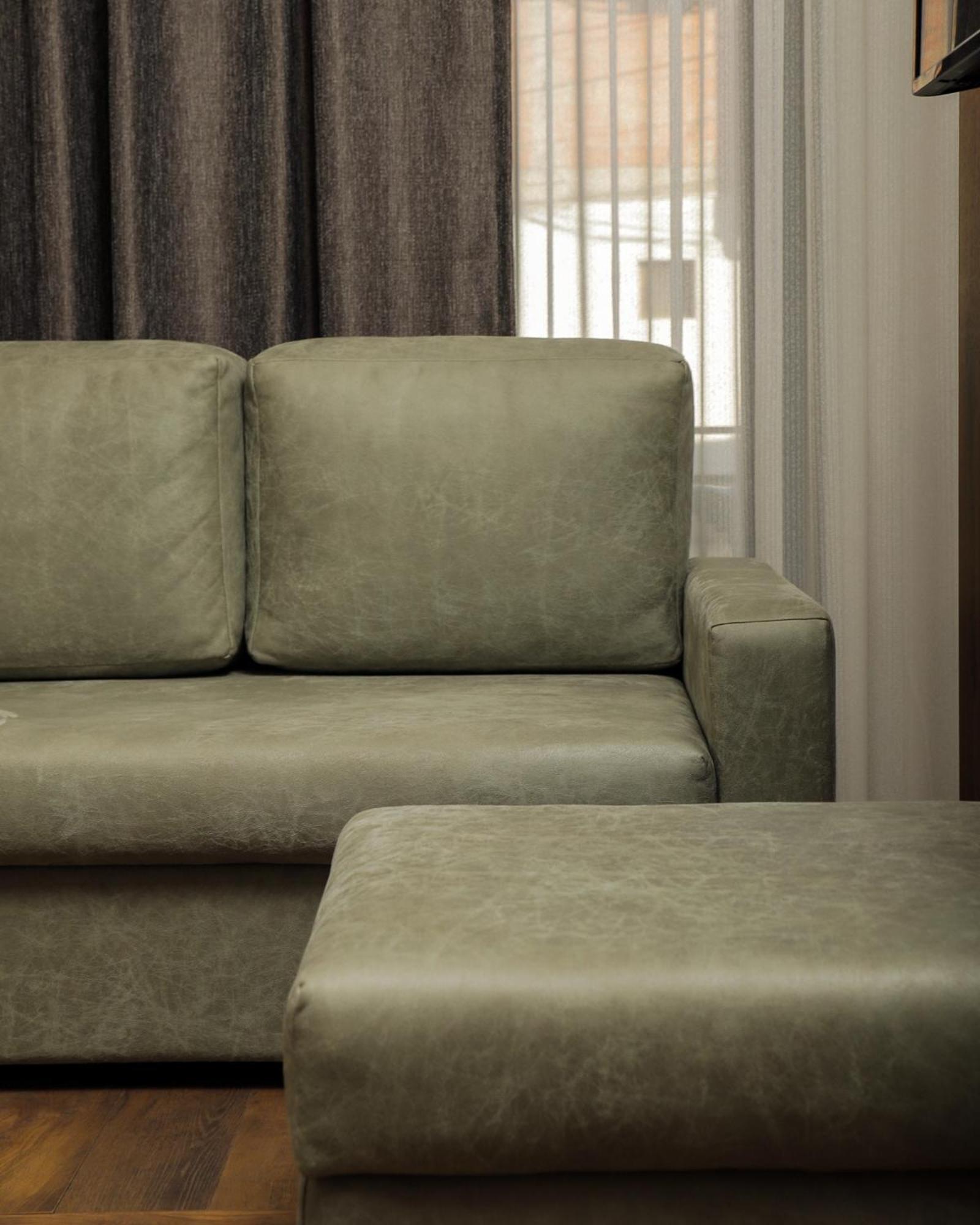 Triumf Hotel Призрен Экстерьер фото